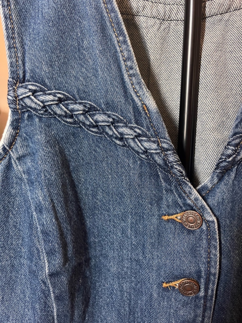 Levi’s Denim Vest Size Small NWT | Vintage-Inspired Braided Detail - Picture 6 of 9